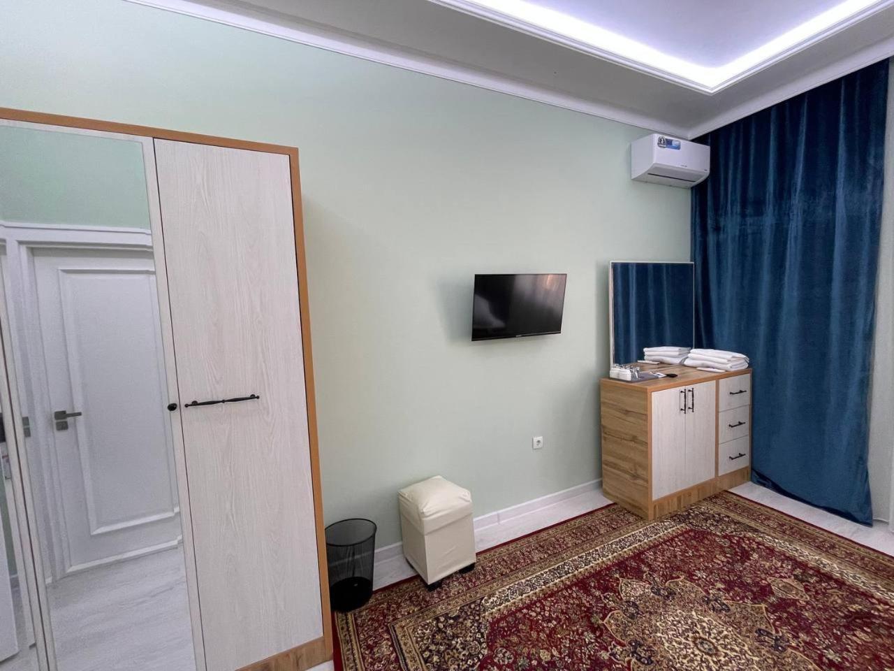 Tashkent Hotel Parvoz Bagian luar foto